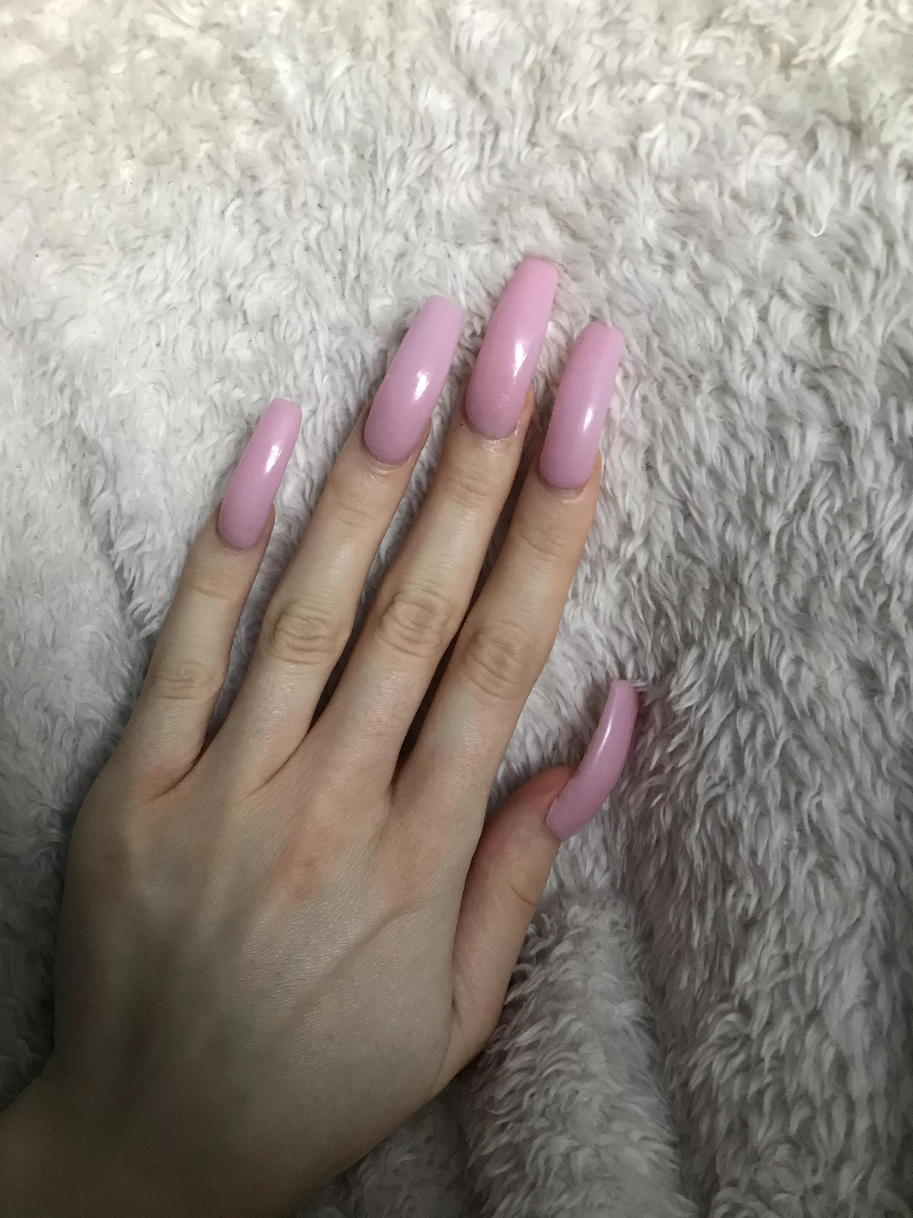 my pink long nailsðŸ˜ˆ