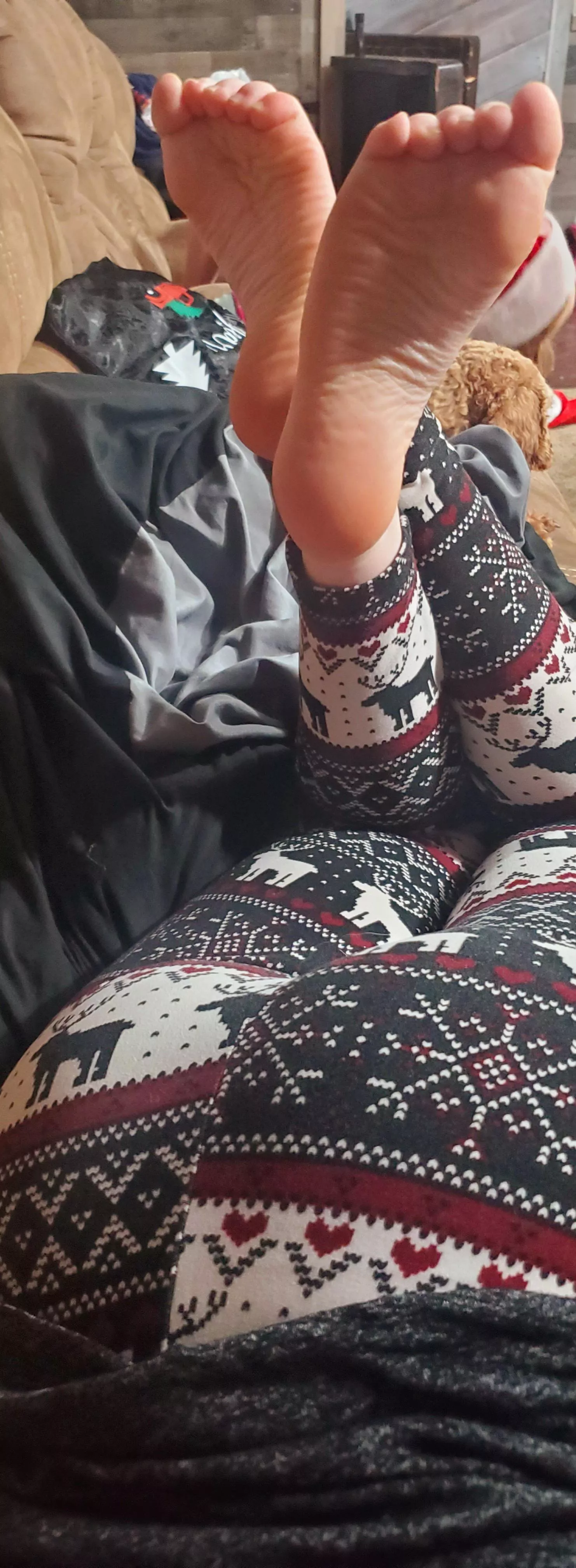 My sister SweetSoles96 decided to post a picture of her soles let show her just how mouth watering and delicious her feet are ðŸ˜ˆðŸ‘„ðŸ‘…ðŸ‘…â¤