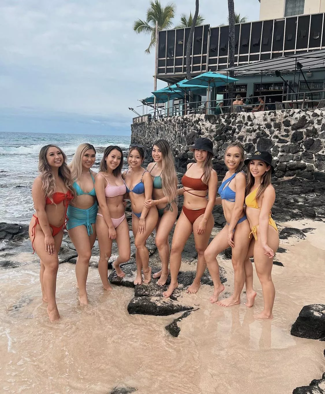 My sister’s sorority hitting up the beach!