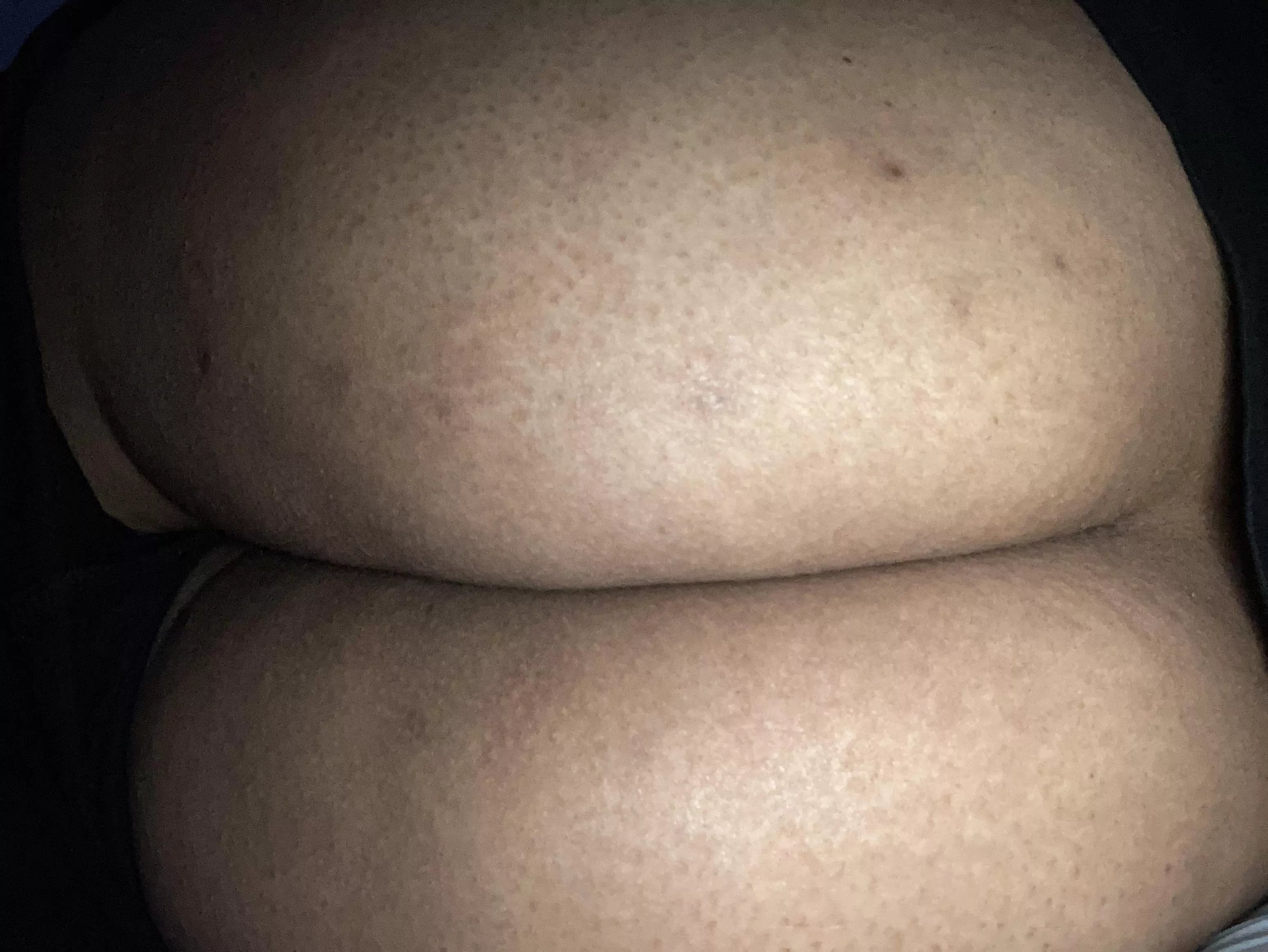 My stank juicy wifeâ€™s ass