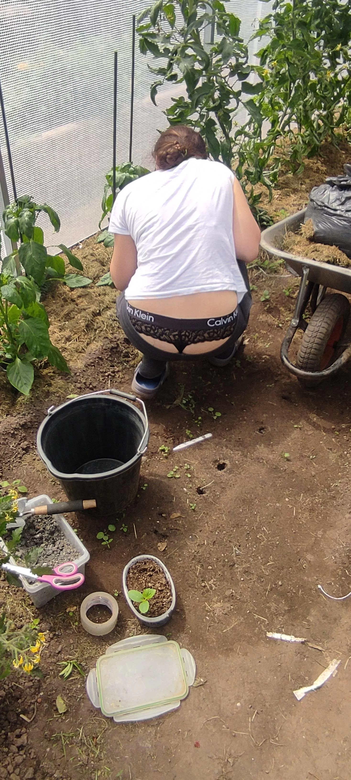 My sweet heart 💖 working in her greenhouse 🔥😍