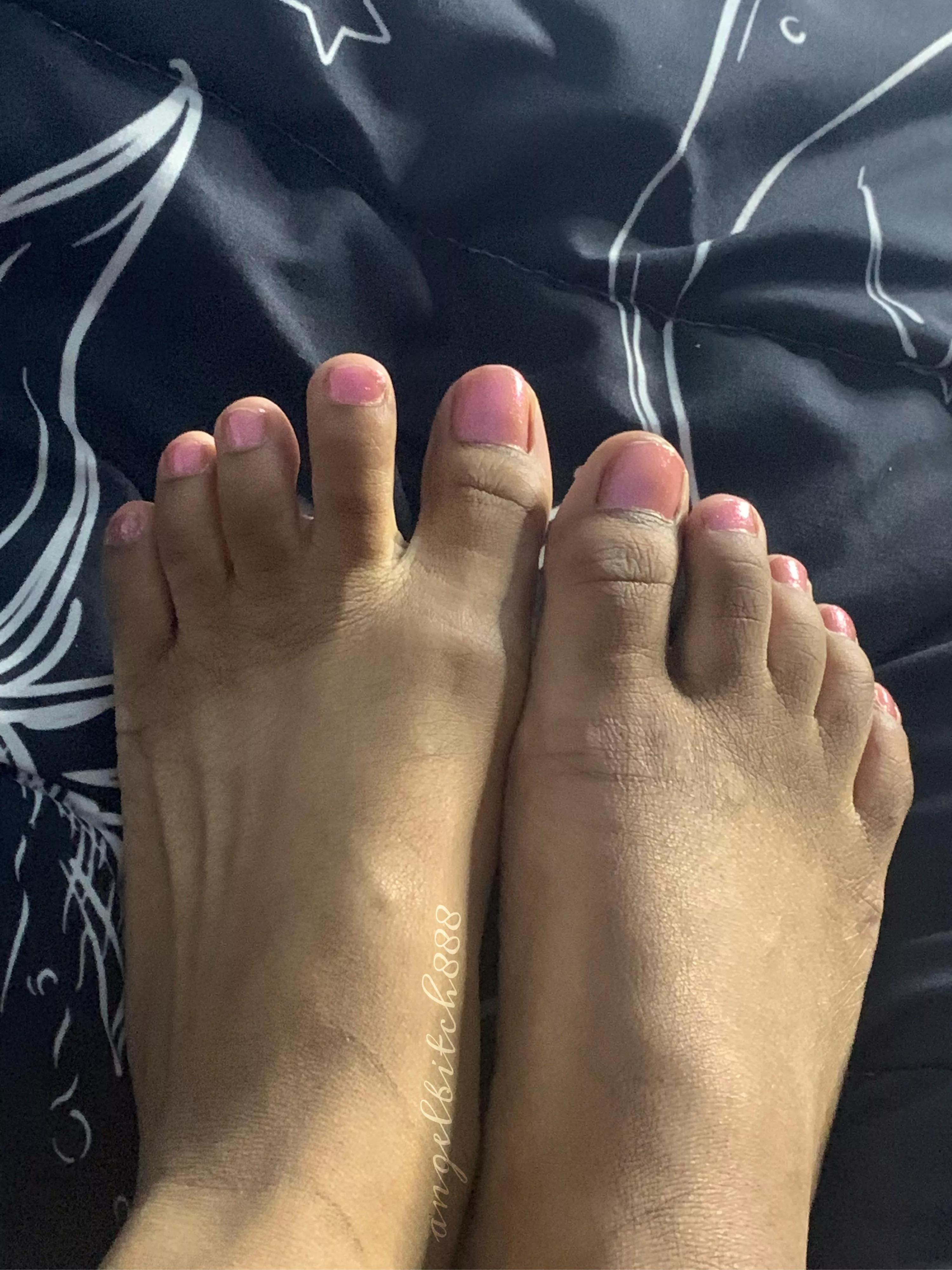 My toes arenâ€™t gonna suck themselves