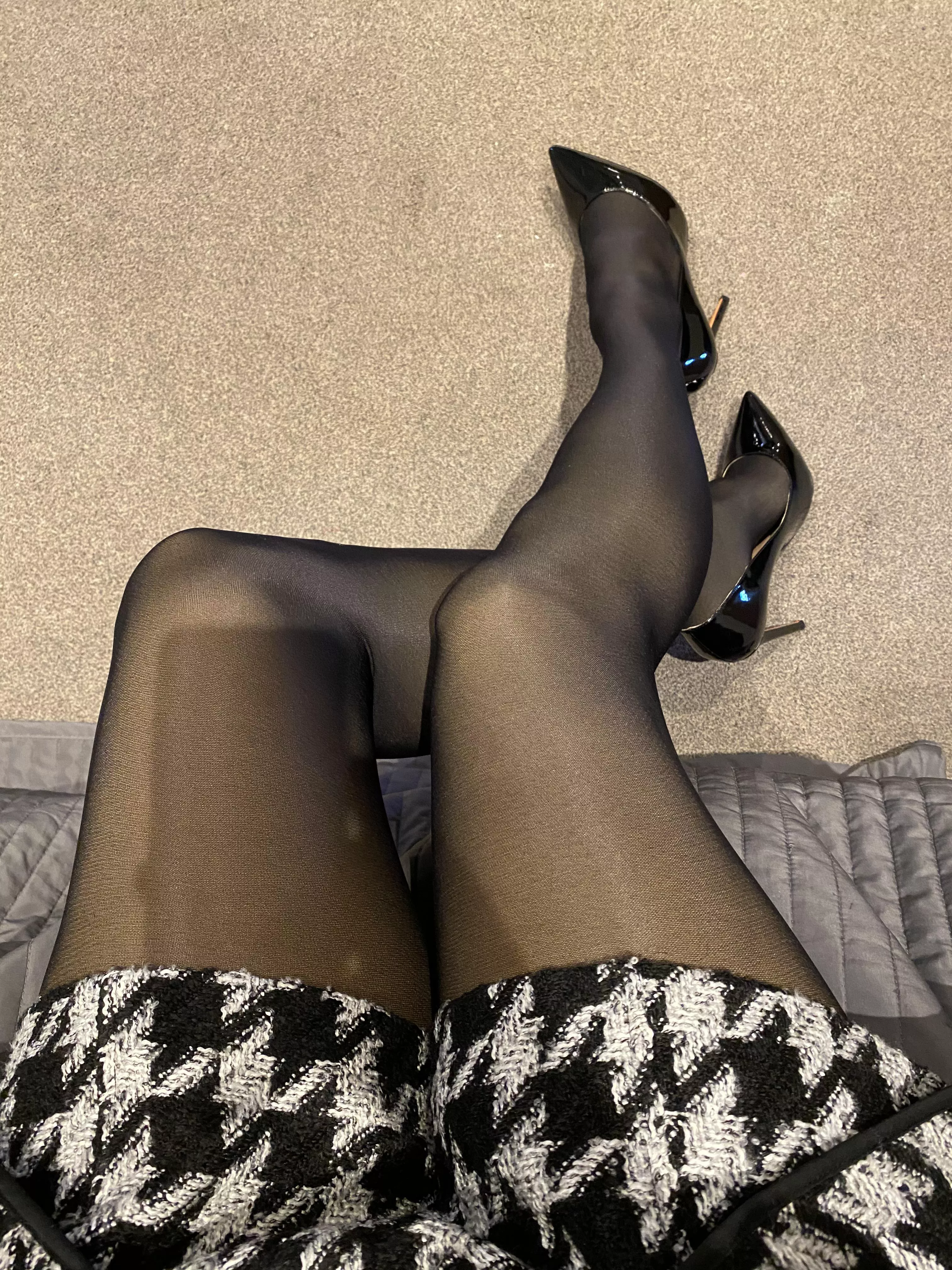 My Wolford Neon 40 tights and Onlymaker heels.