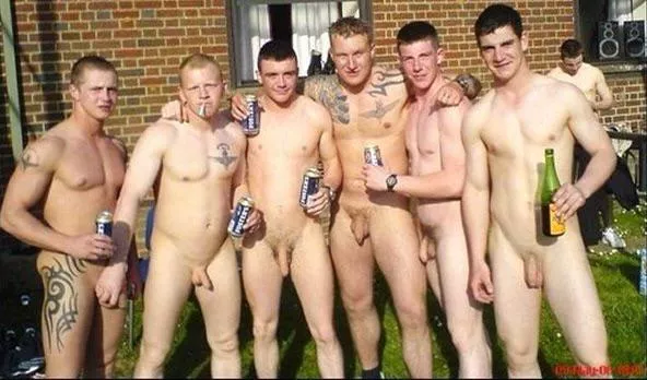 â€œNaked Scally ladsâ€ ...