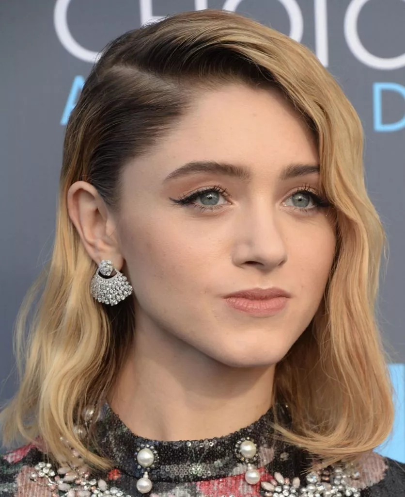 Natalia Dyer looking damn fine