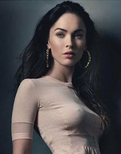 Need a bud to rp as Megan fox for me