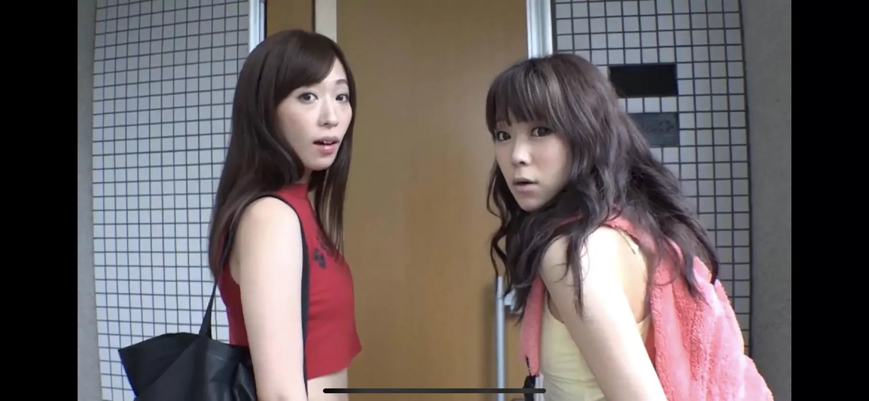 Need help finding the code, the girl in the yellow is reina oomori, the video was about a guy whose sister invites all her friends over for a sleepover and the brother ends up having sex with all them. Not the sister though