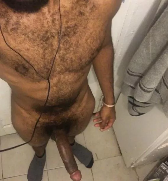 Need my dick sucked and rode RN