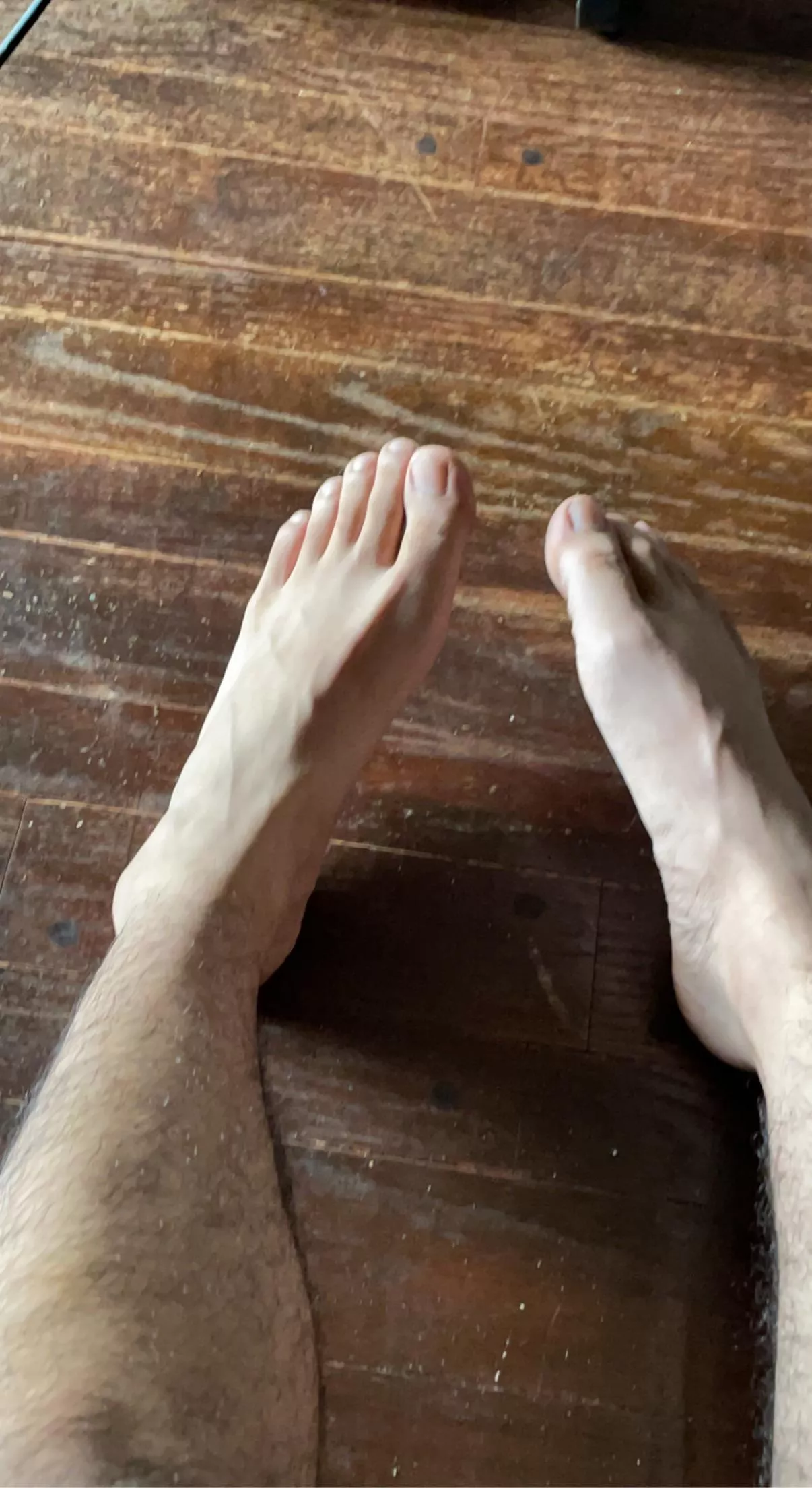 Need my toes sucked