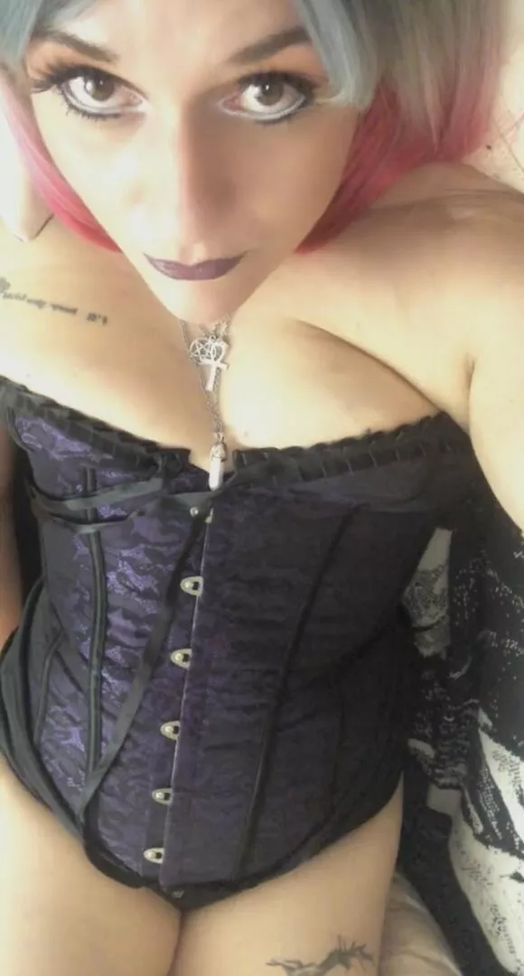 Never mind the boob foldS the corset is still cute. Cheers!