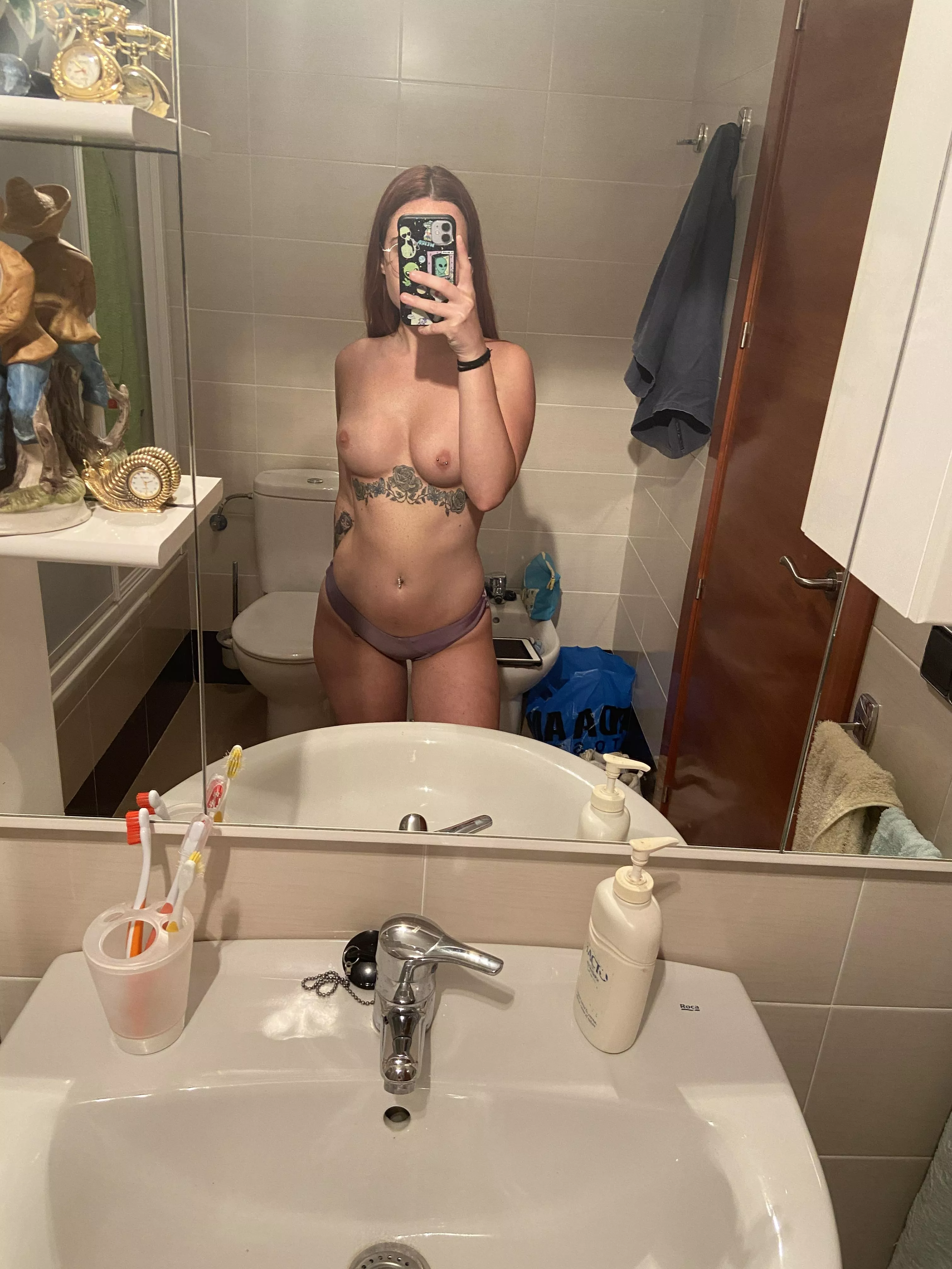 NEW HERE! FREE TRIAL AND FREE COCK RATE LINKS PINNED ON MY PROFILE! :) UPVOTE FOR A FREE VIDEO!