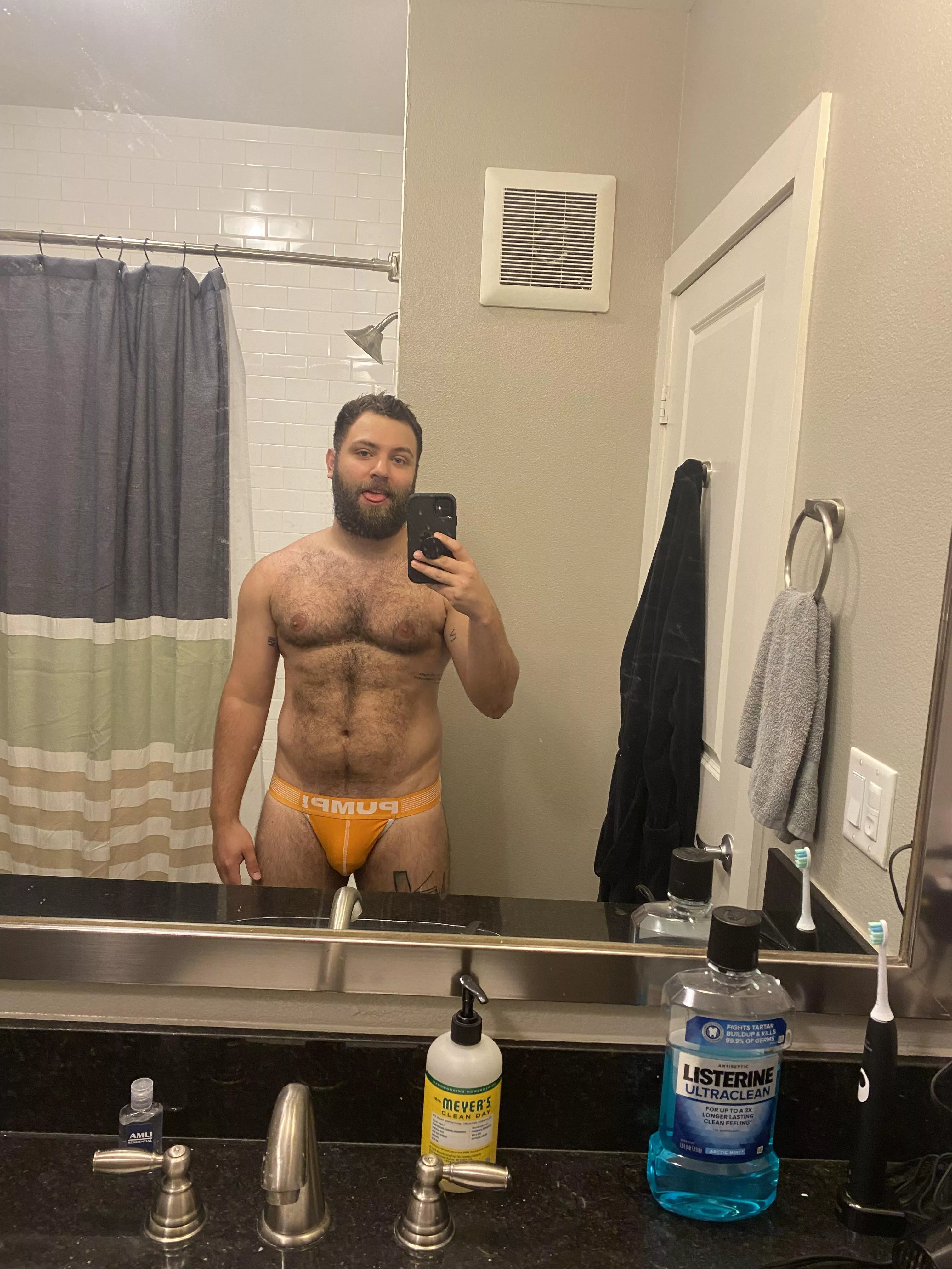 new jock. what do we think? 🧡