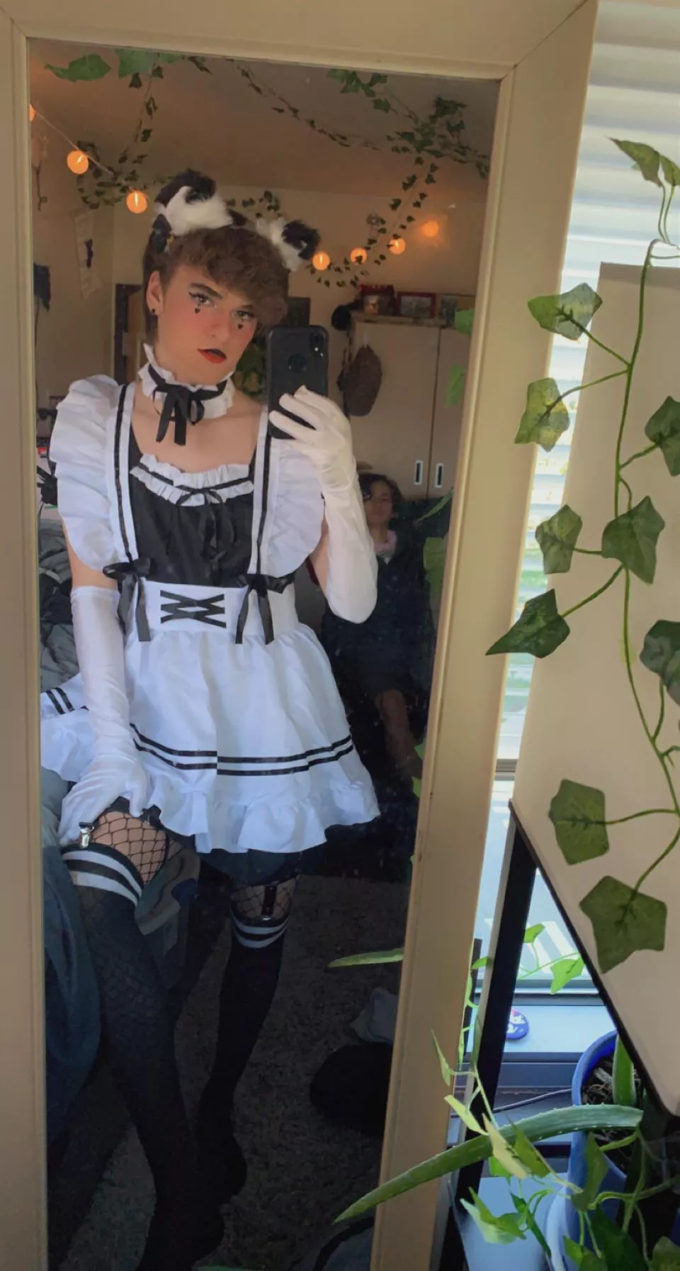 New maid outfit go burr