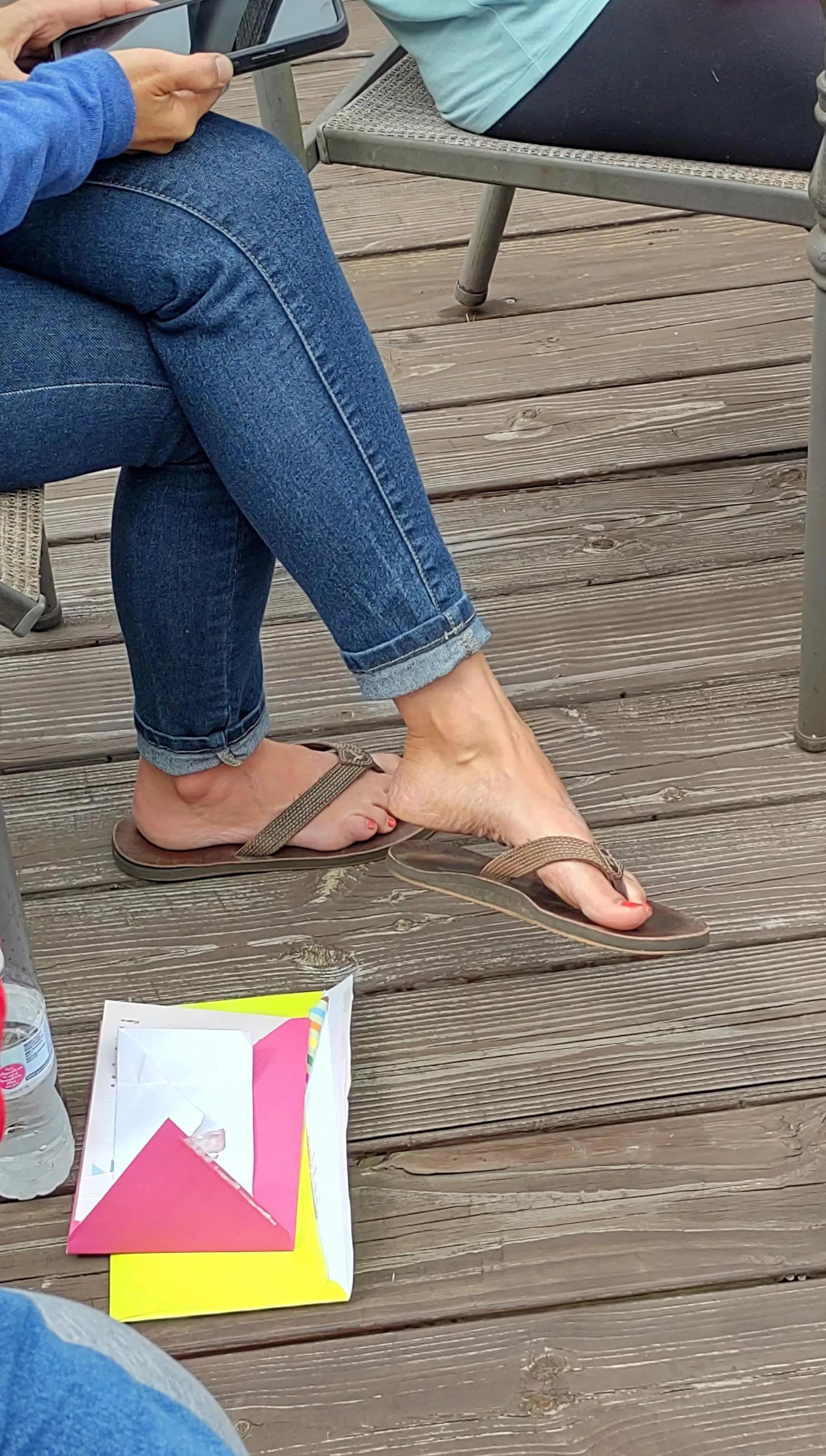 Not even a kids birthday party is safe from my hubby's foot fetish!! 🙄