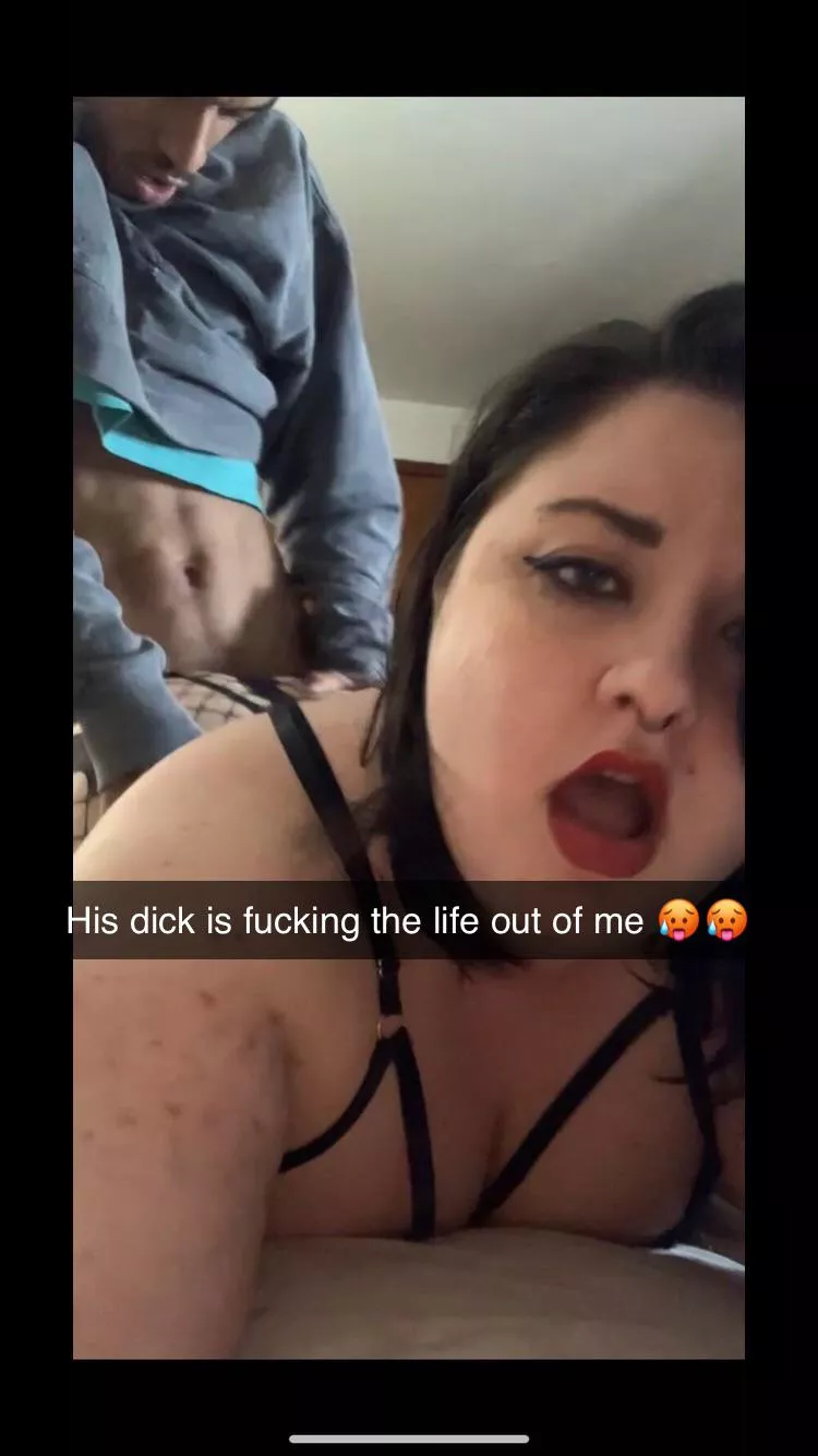 Not my boyfriend pounding my pussy 🥵