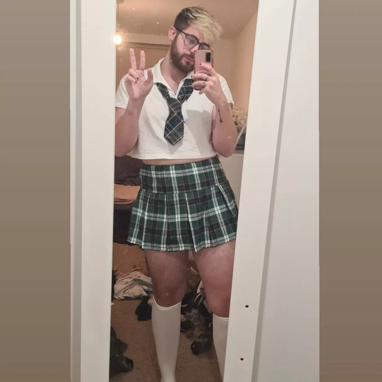 Not really a femboy but I think I suit this outfit