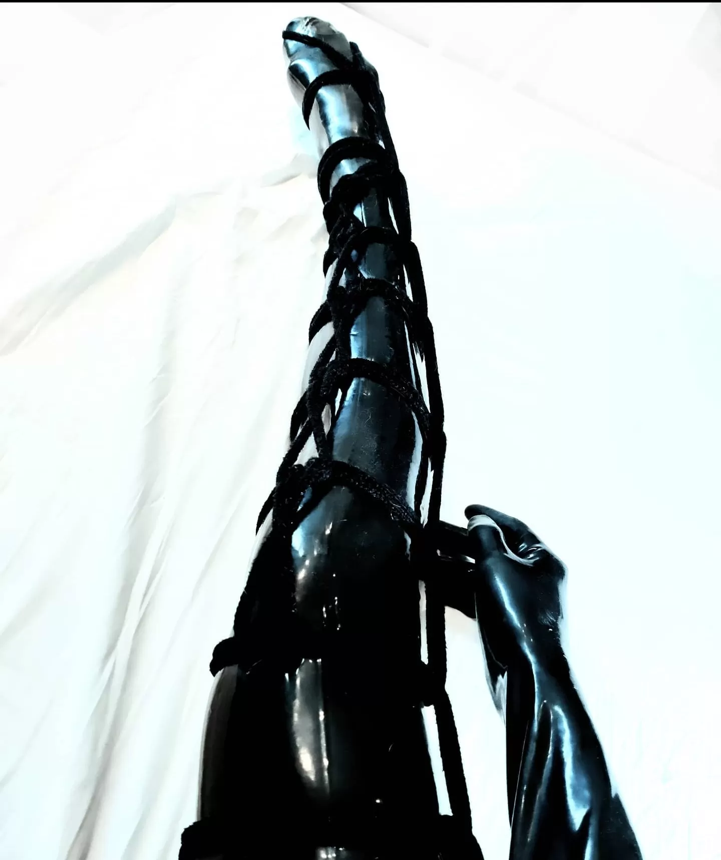 Nothing beats a tight heartladder tie on some latex stockings!