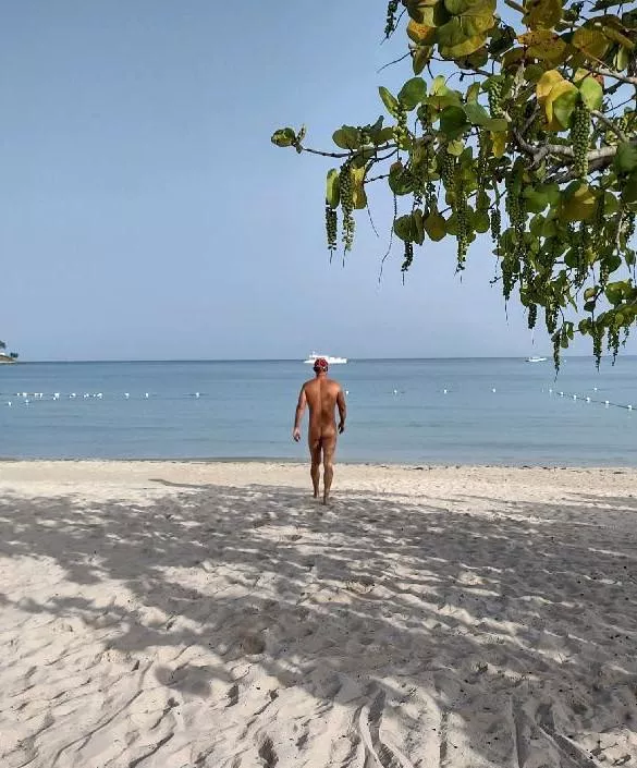 Nothing better than a nude beach!!