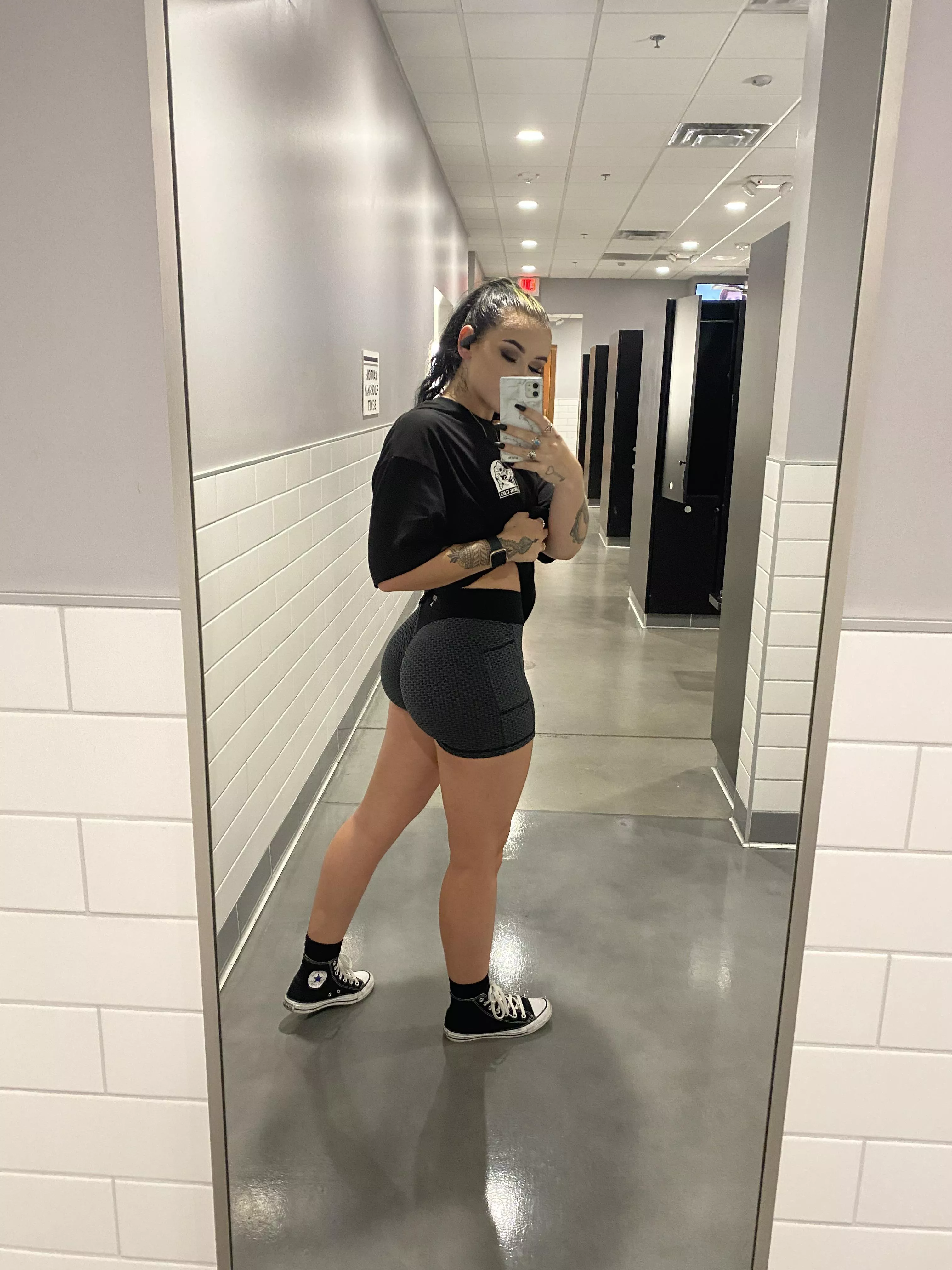 Nothing like a good leg dayðŸ–¤