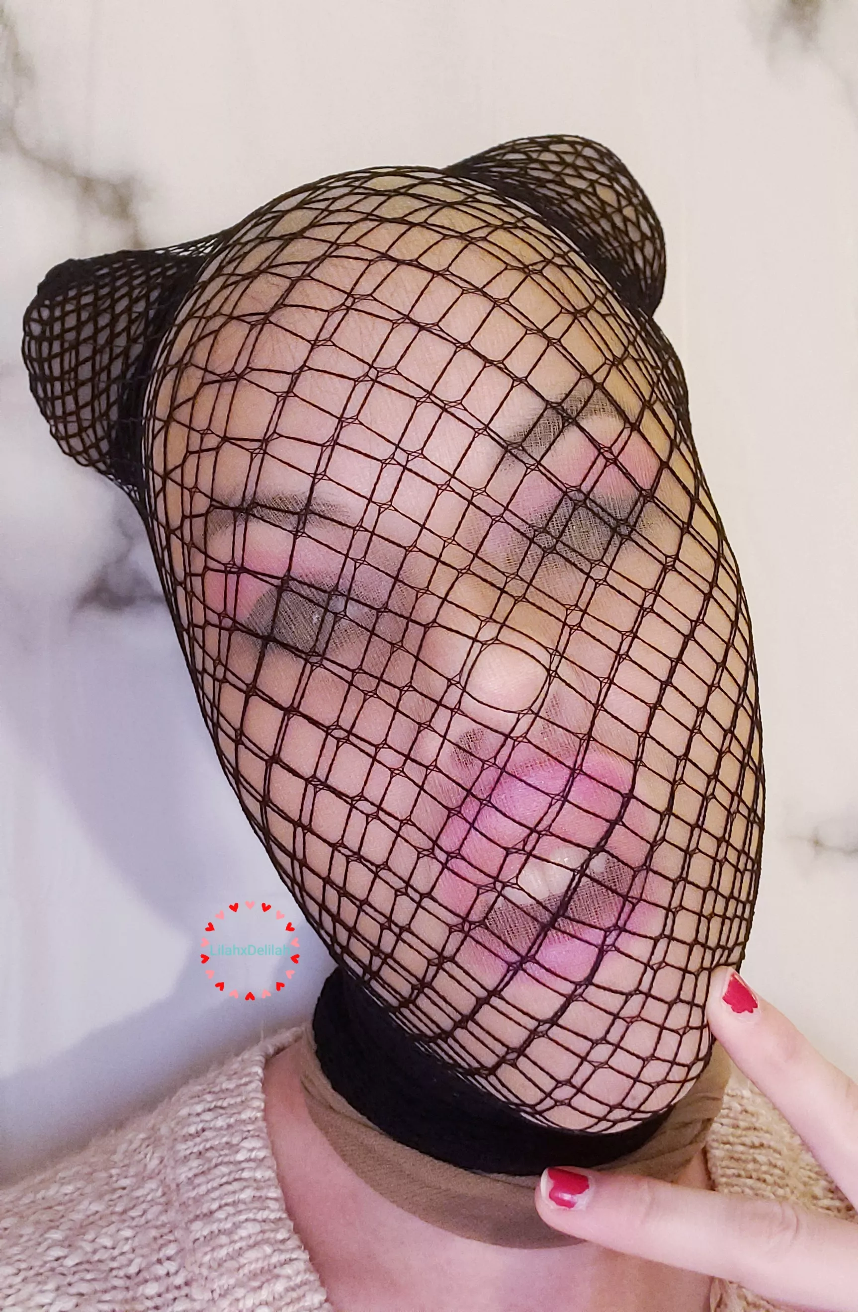 Nylon & Fishnet Hoods feel so good to rub against ;)