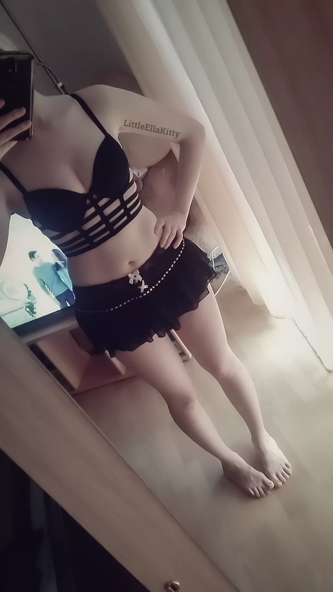 [OC][F] Love my new Outfit, what you say? 🙈💘