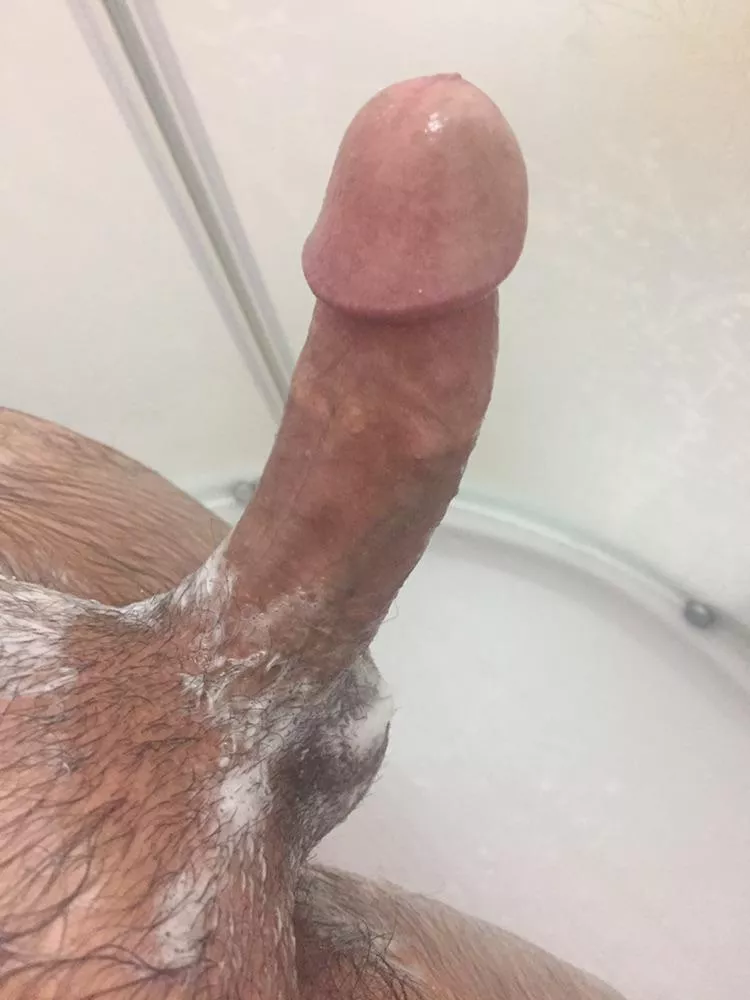 Oh I’m horny again I would like you to suck my cock swallow my cums and riding me into shower how is that sounds ? 😈