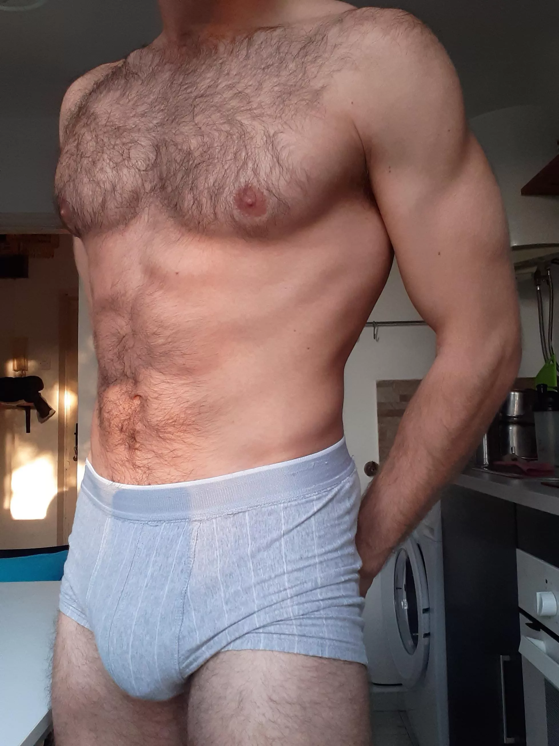 Only ⬆️ if you love watching bulges ❤