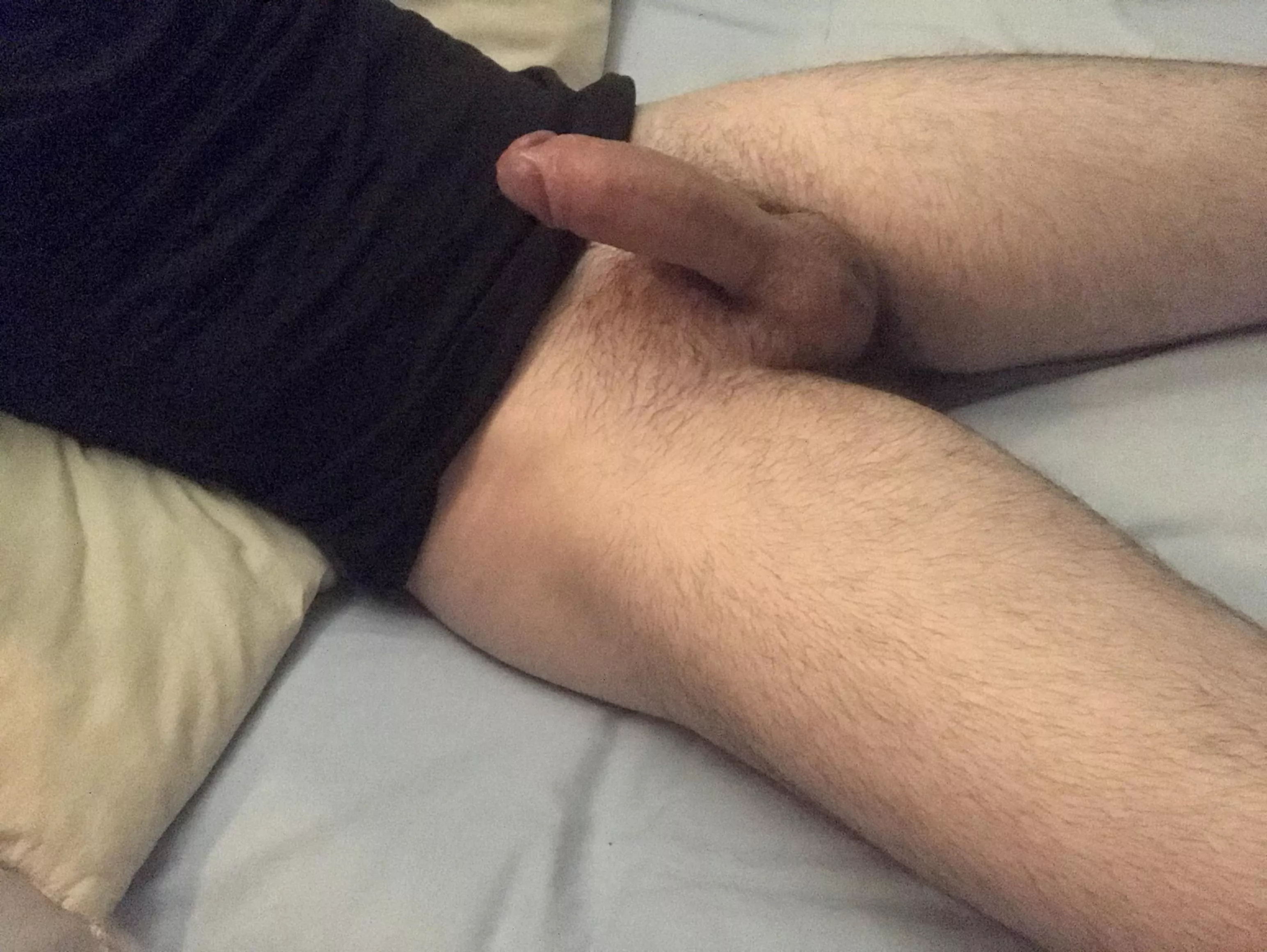 Only â¬†ï¸ if youâ€™d suck my 21yo cock