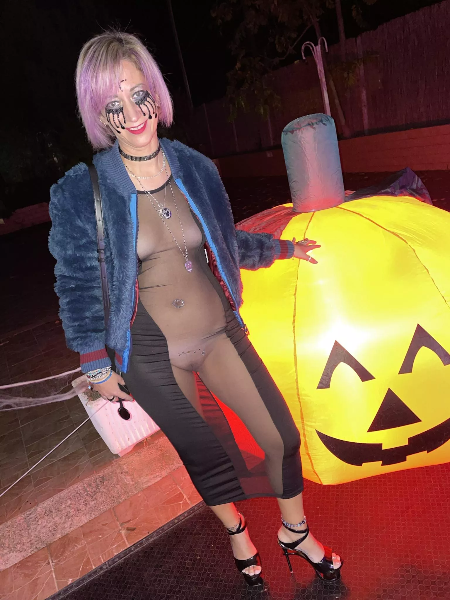 perfect outfit for (slut) Halloween2 F41