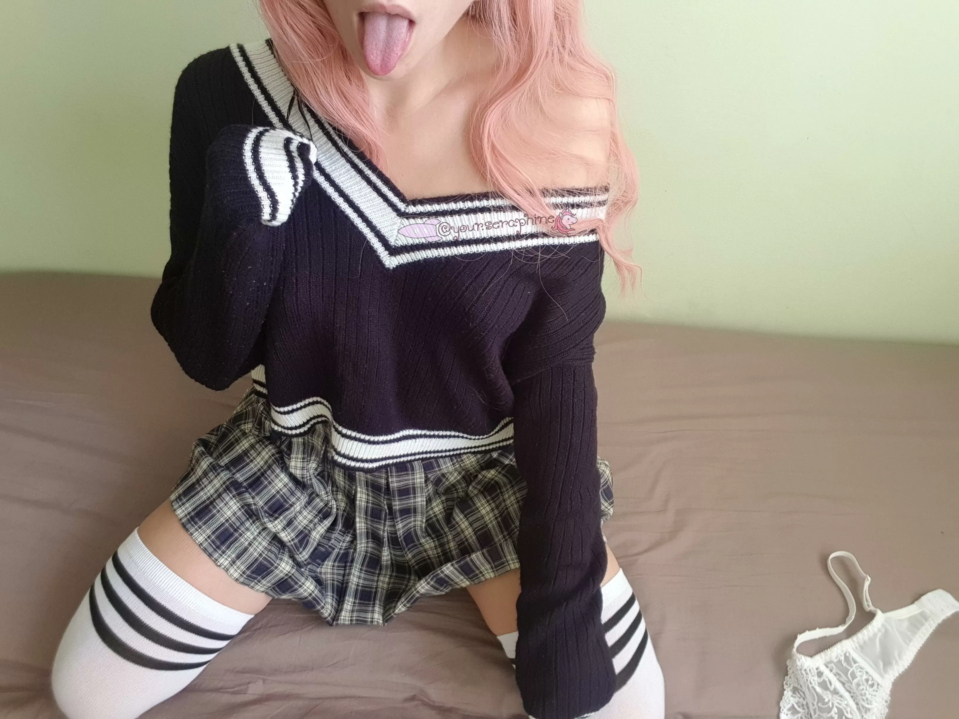 Petite and innocent... want me to become your schoolgirl slut? ðŸ¥°