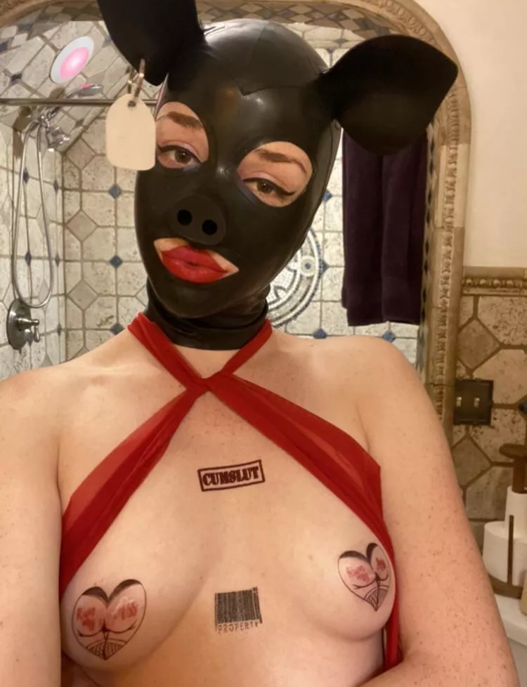 Piggy slut 🐷🖤