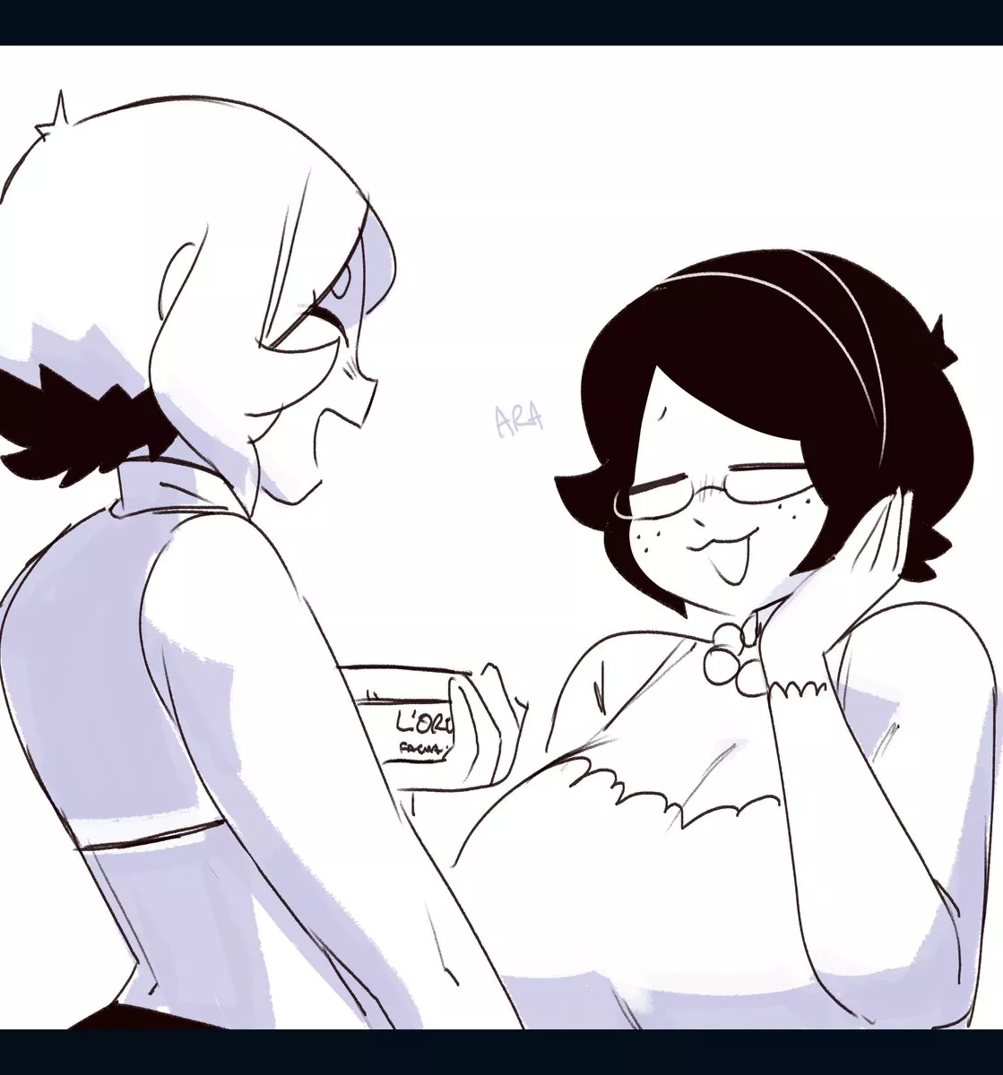 Pineapple and Tips' Mom Bonding over Cosmetics (gats)