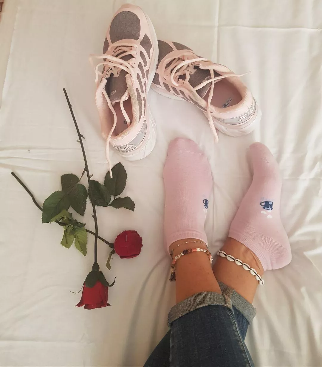 Pink socks and red Rose