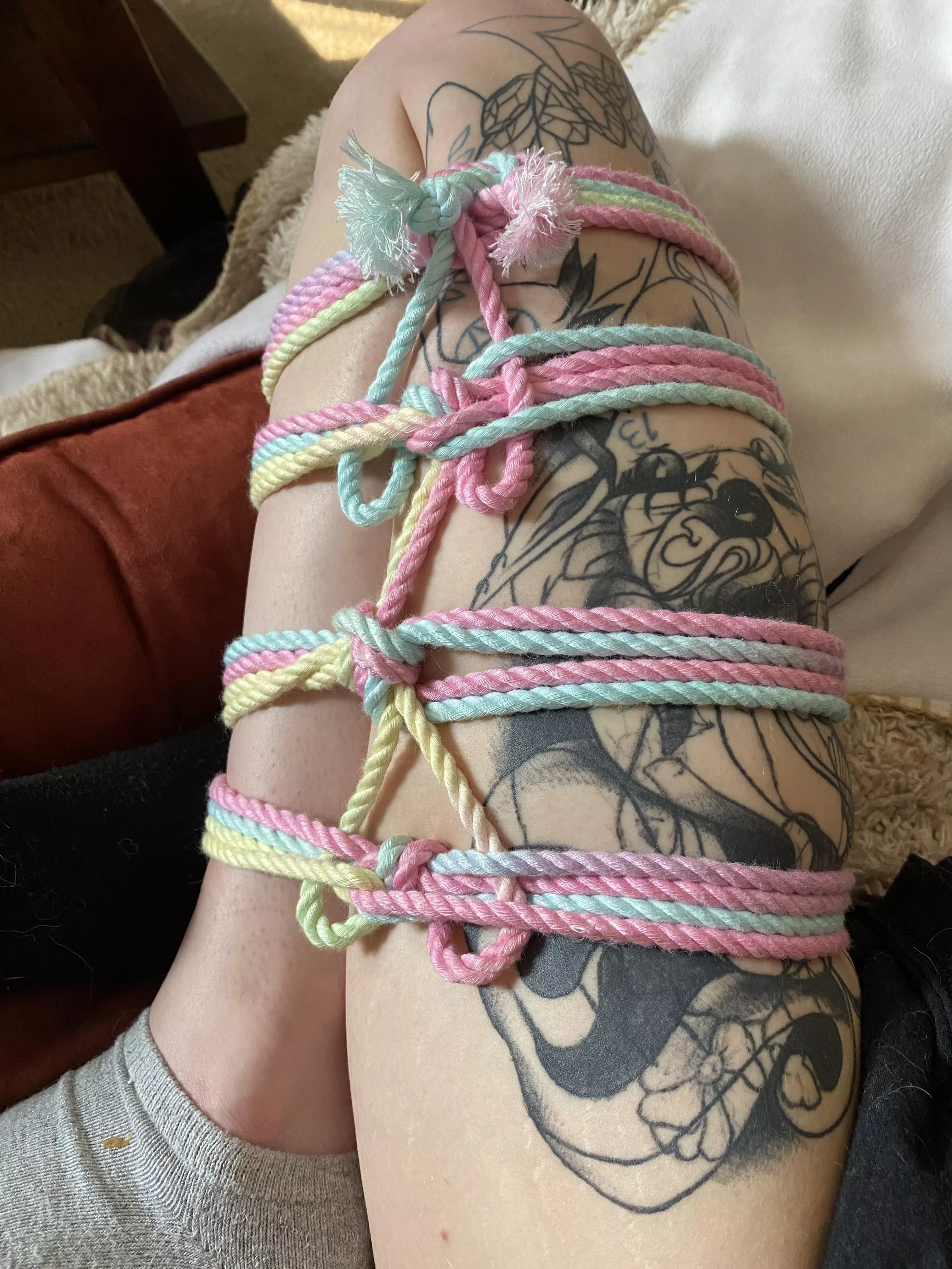 Practicing with some new pastel rainbow bamboo silk from Kinbaku Studios ðŸ’•