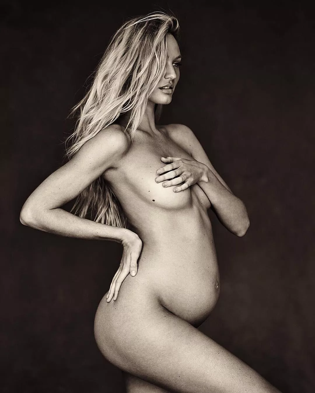 Pregnant Candice Swanepoel