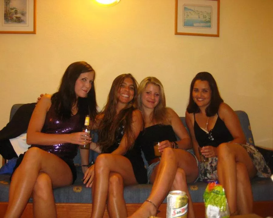 Pre-party with 4 Girls, which is your favorite?