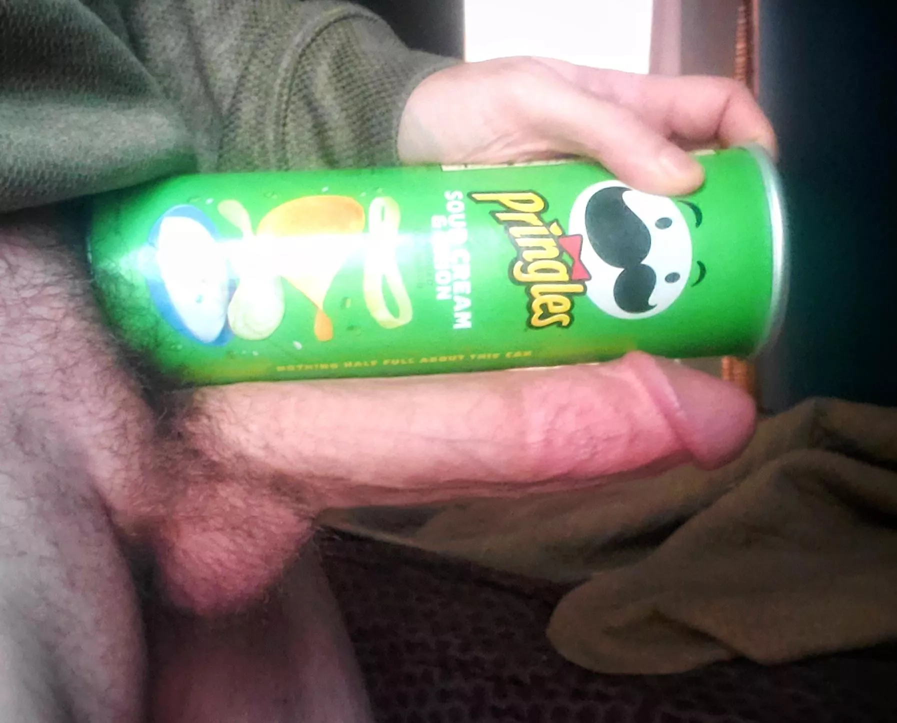 Pringles vs Dick