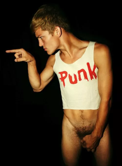 Punk (X-Post /r/gayeyebleach)