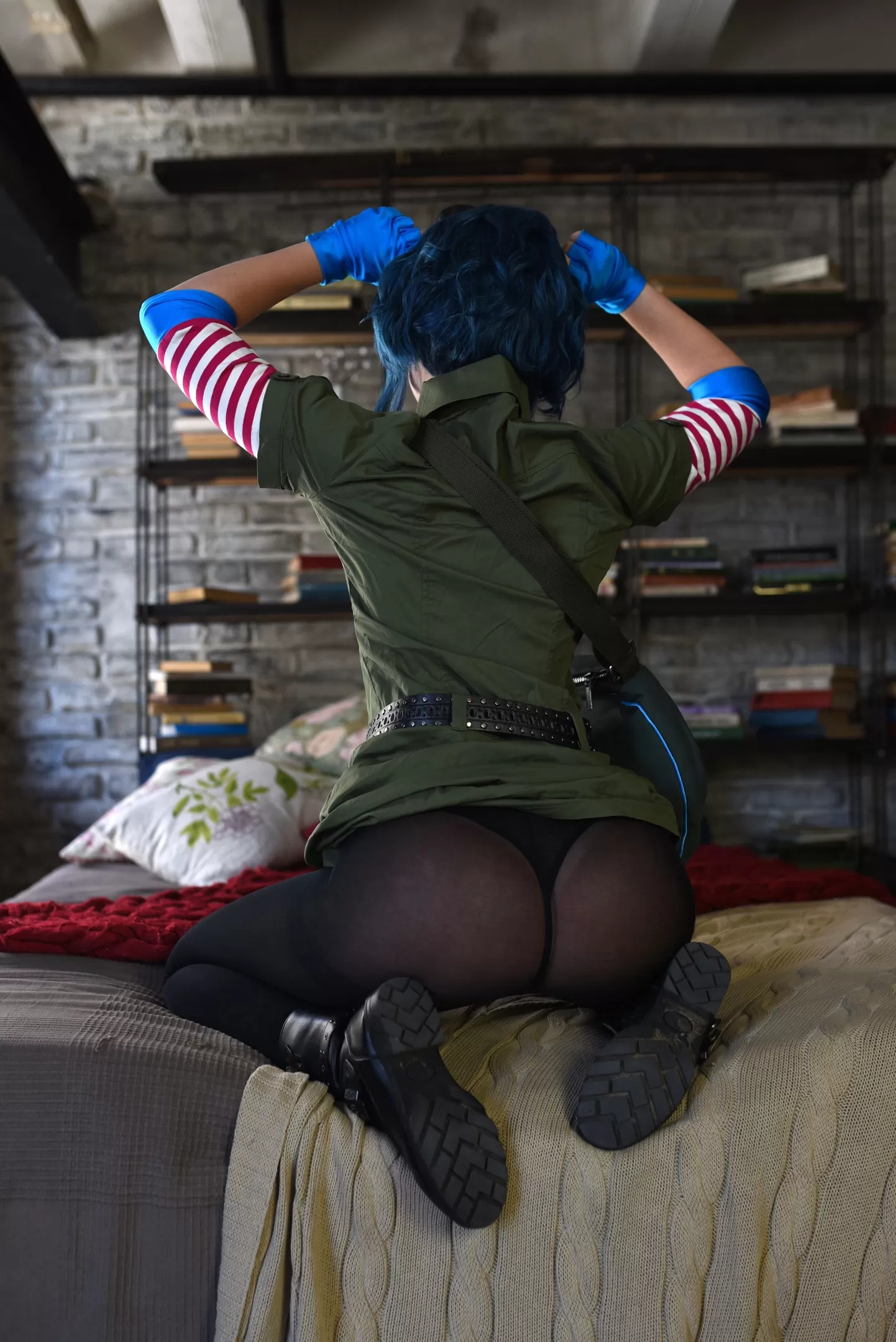 Ramona's booty on duty XD