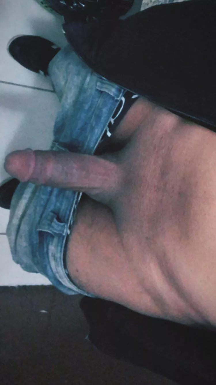 Rate my brazilian dick ðŸ‡§ðŸ‡·