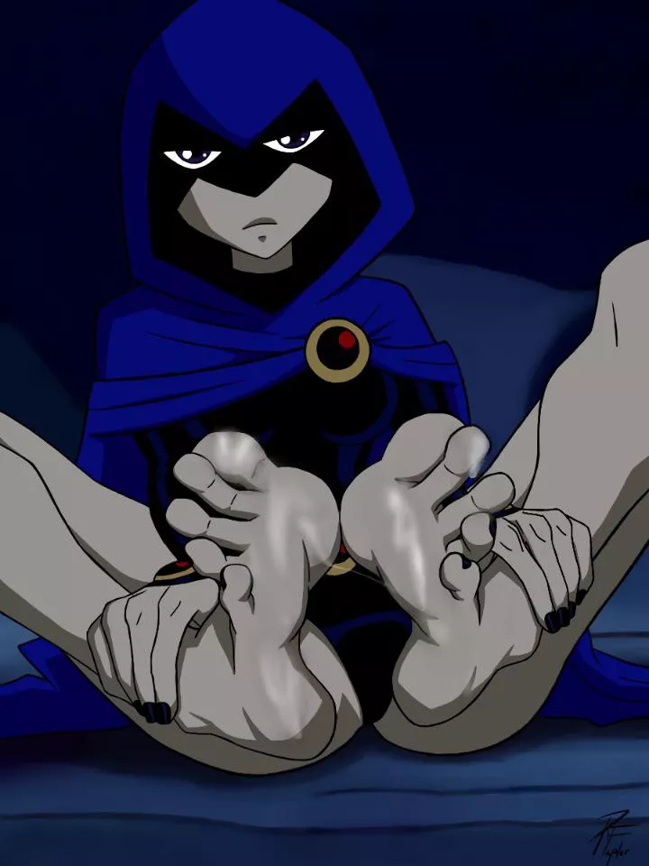 Raven gets her cute goth feet coated [Teen Titans] (retrofaptor)