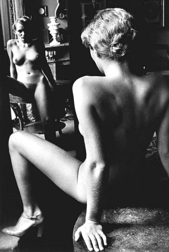 Roselyne, Arcangues, 1975 photographed by Helmut Newton