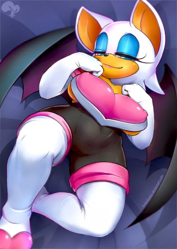 rouge the bat (krokobyaka) [sonic]