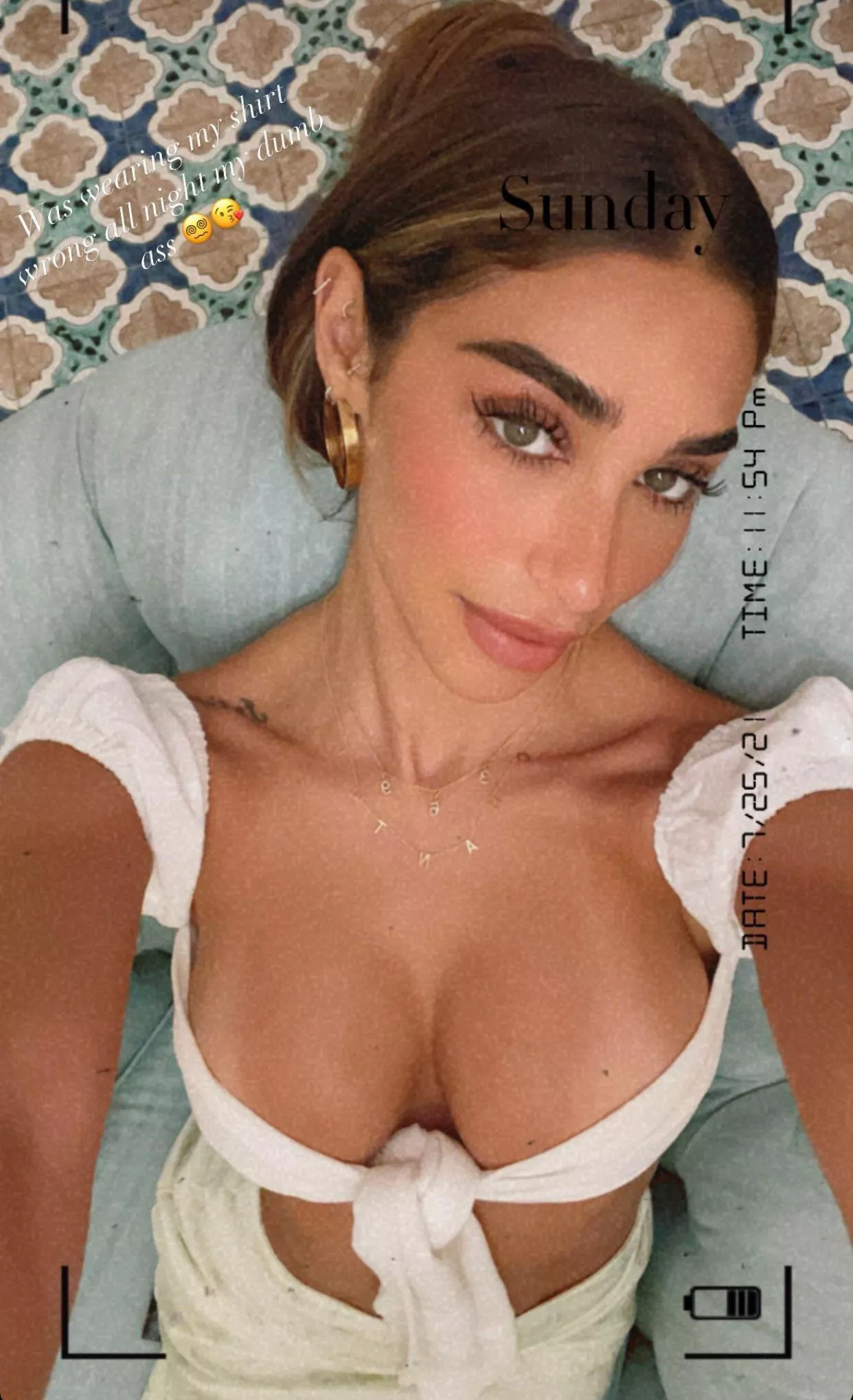 Rpâ€™ing Chantel Jeffries now, hurry up