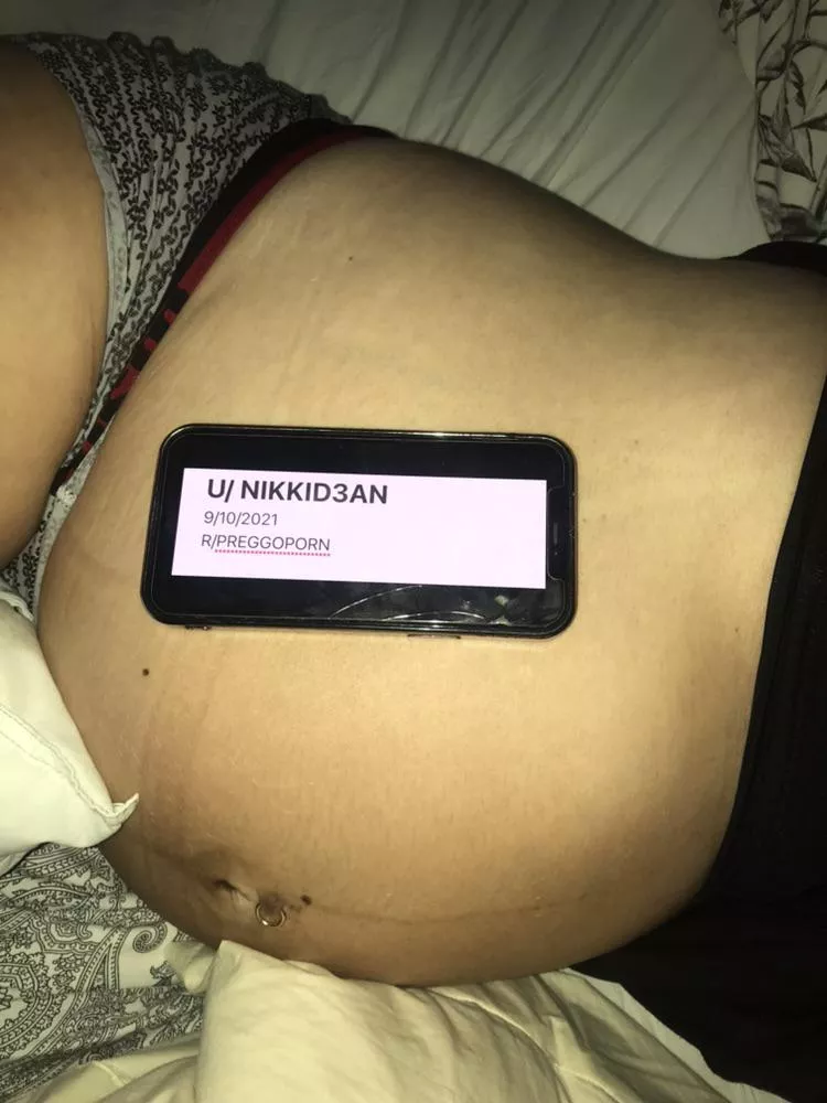 r/preggoporn