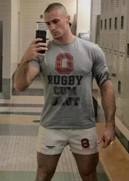 â€œRugby Cum slut in locker roomâ€ â€¦