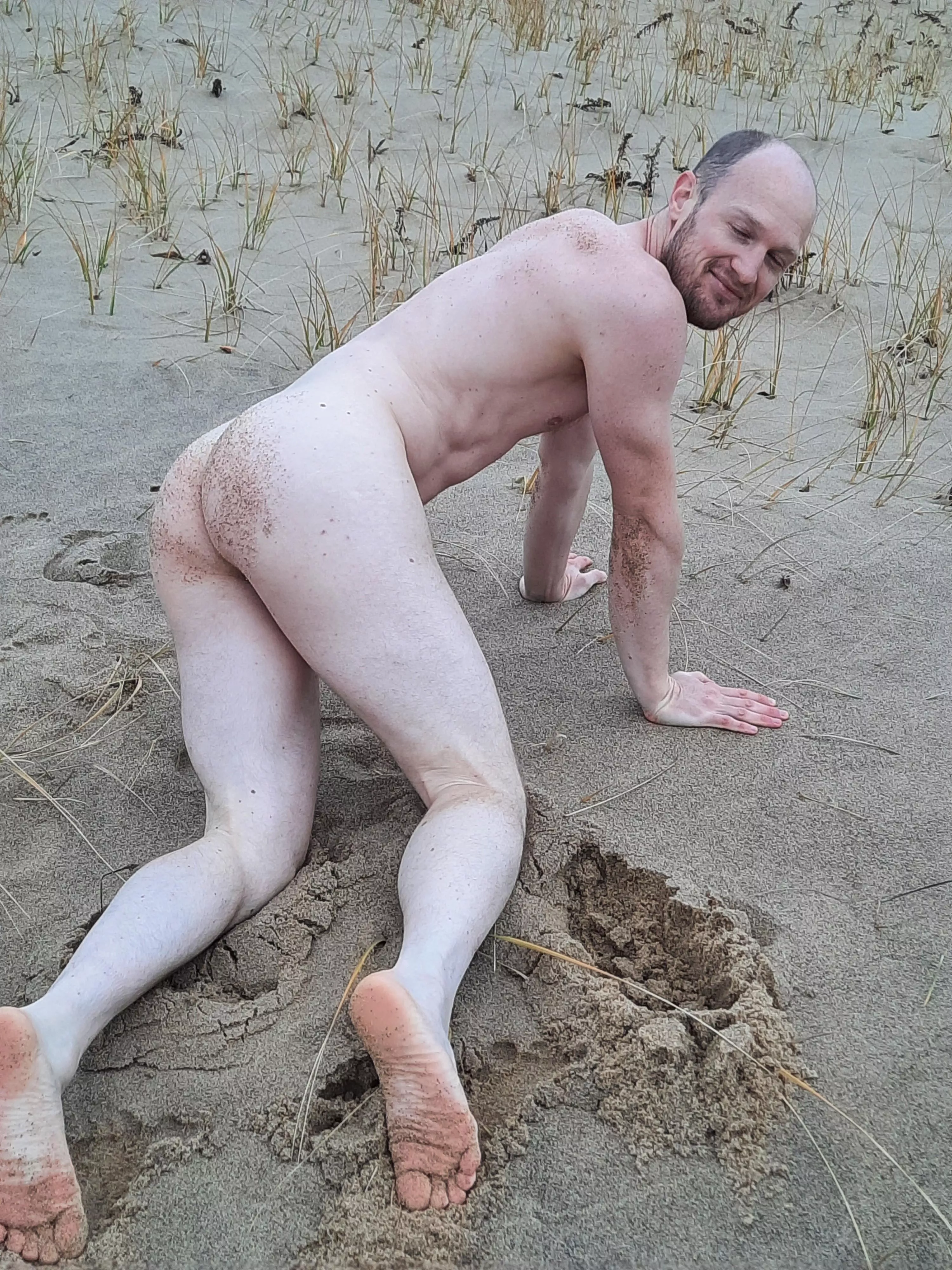 Sandy bottom