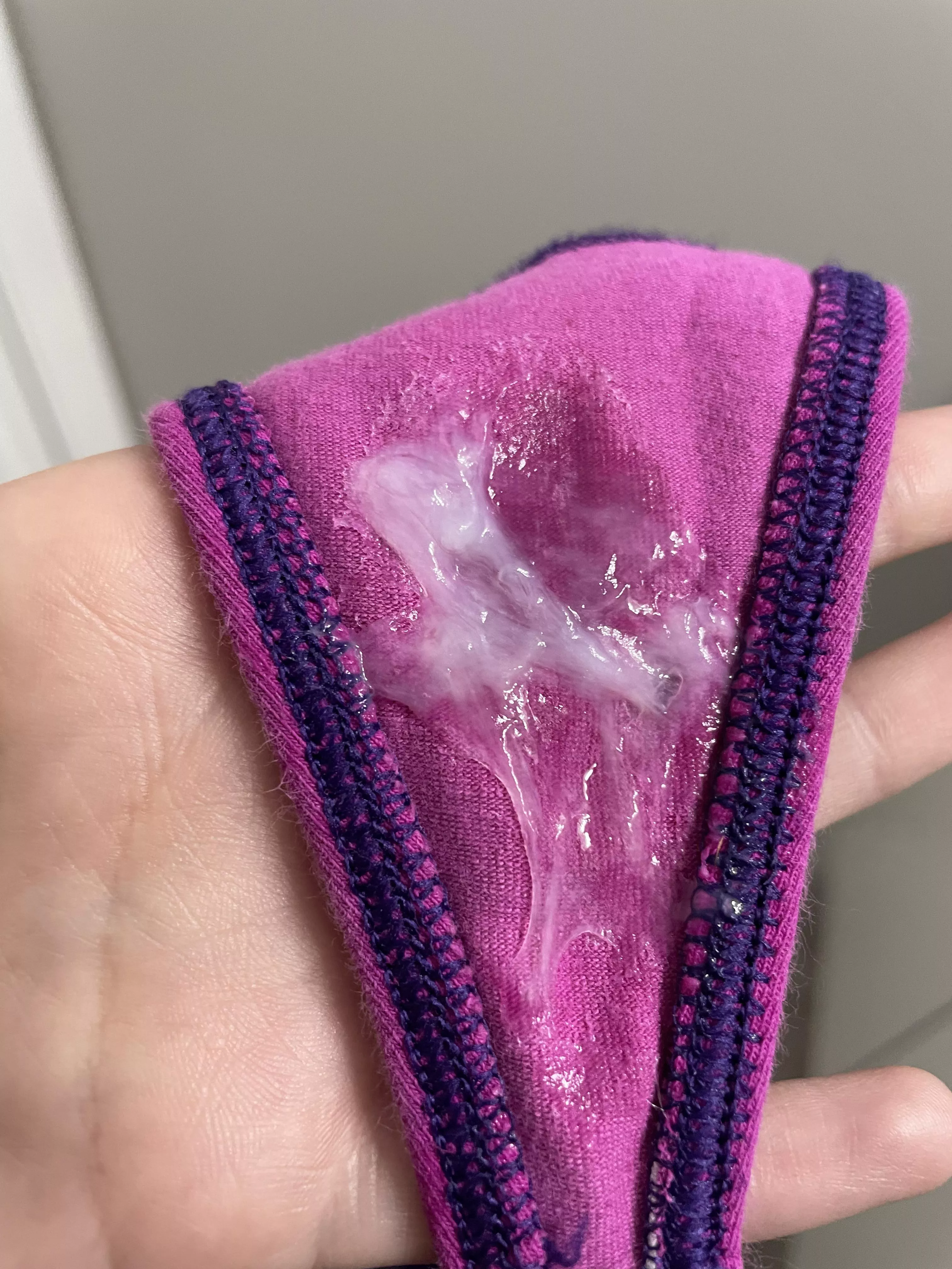 [selling] My super gooey mess (Yes, itâ€™s all the work of my vagina) ðŸ¤