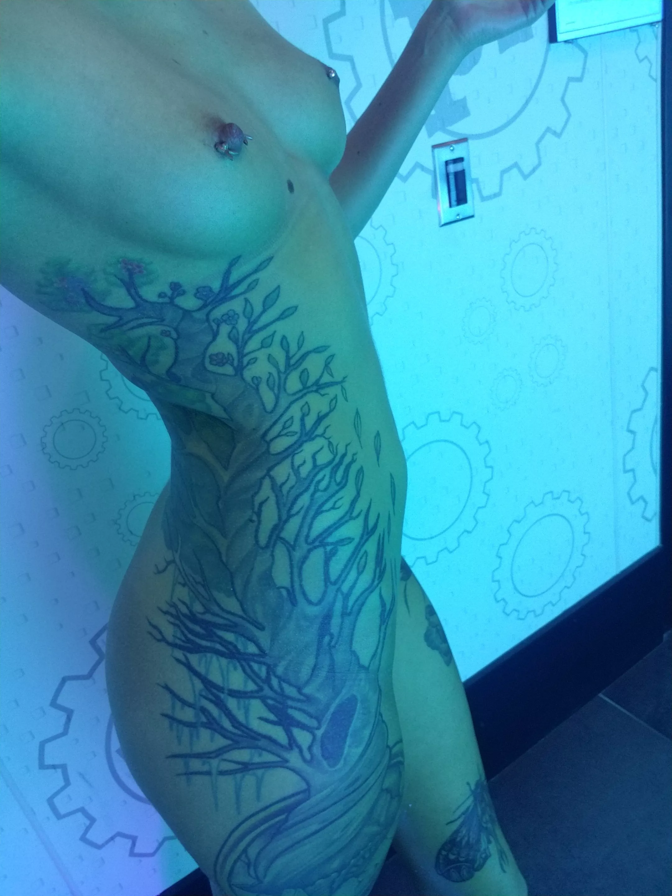 [Selling] â€¼ï¸You cant stop looking at my sexy tattosâ‰ï¸ Message meðŸ’¬ Can verifyâœ”ï¸fast replayâœ”ï¸face includedâœ”ï¸hq contentâœ”ï¸ ðŸ’‹NUDES ðŸ’‹VIDS ðŸ’‹GFE ðŸ’‹SEXT ðŸ’¢KIKâž™ TialiaaStarðŸ’¢