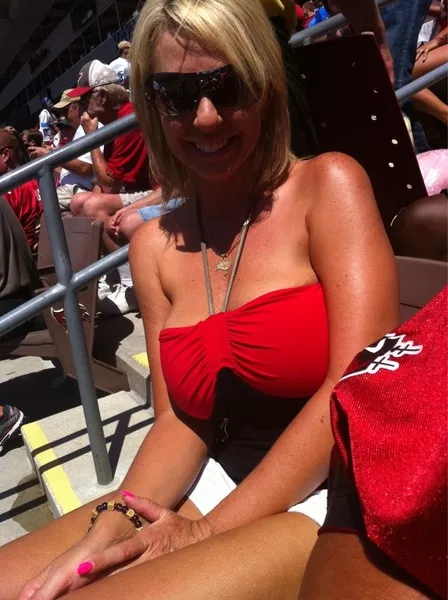 Sexy Alysha at a game. What next..